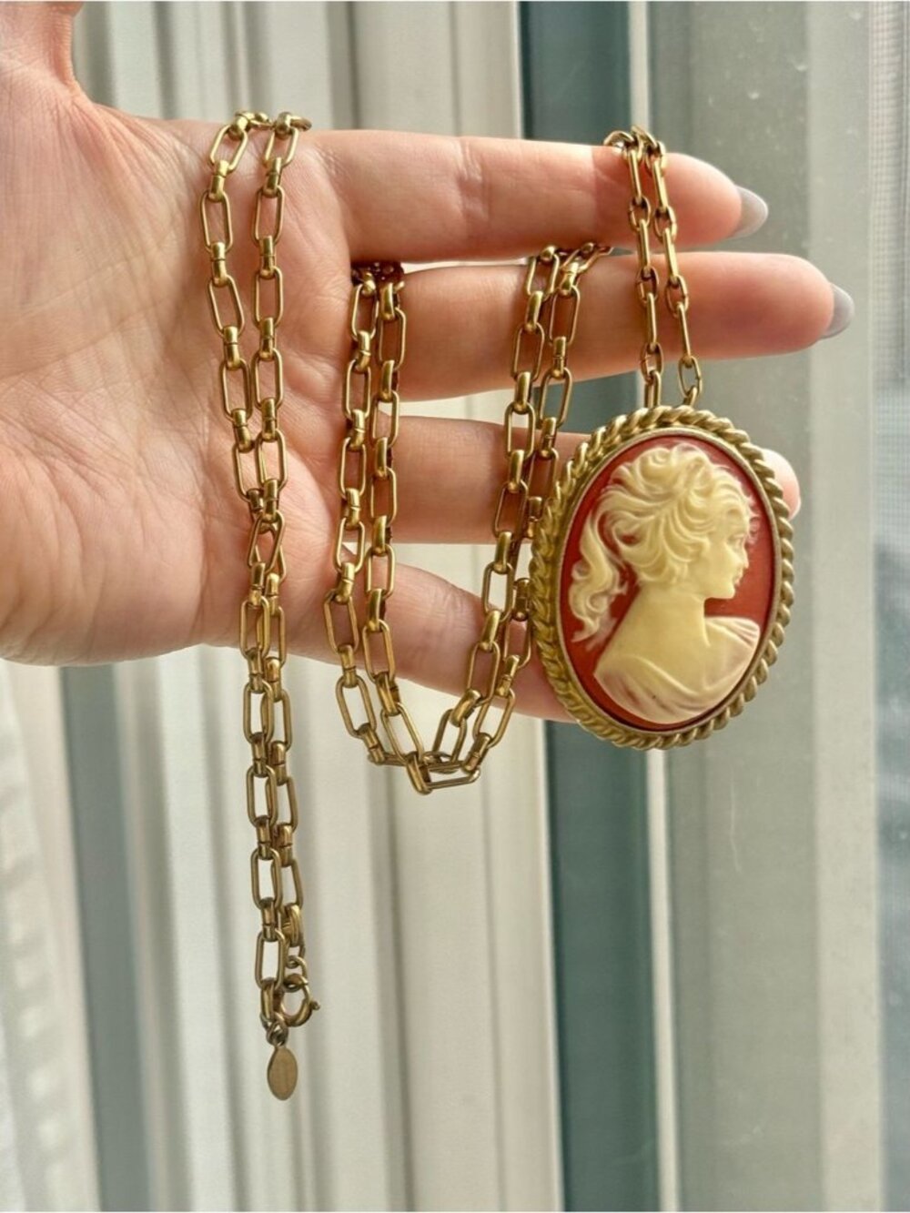 Vintage Signed Avon Chain Matte Gold-Tone Cameo Pendant Necklace and Brooch